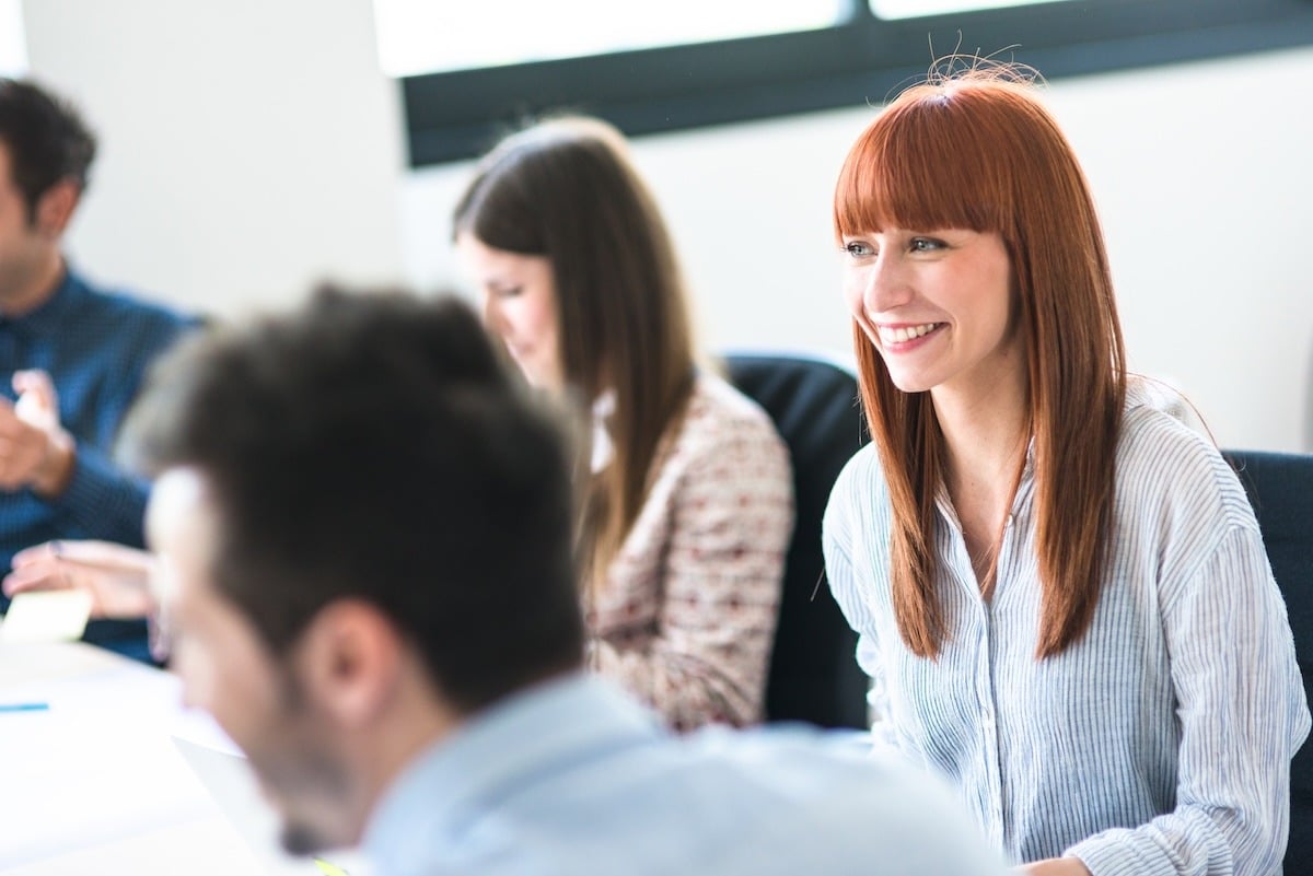 business-meeting-in-the-office-639059358_6621x4419 (1)